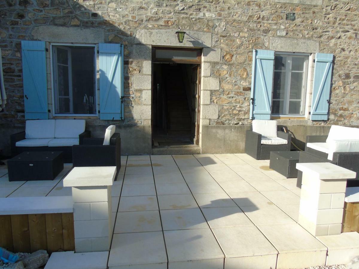 Puy Larousse Farm House Bed & Breakfast Linards Екстериор снимка